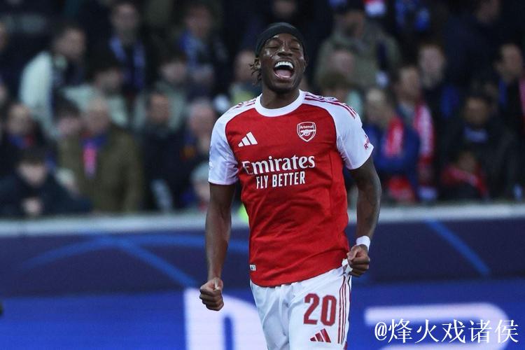 梅开二度，马杜埃凯欧冠生涯首次单场打入2球